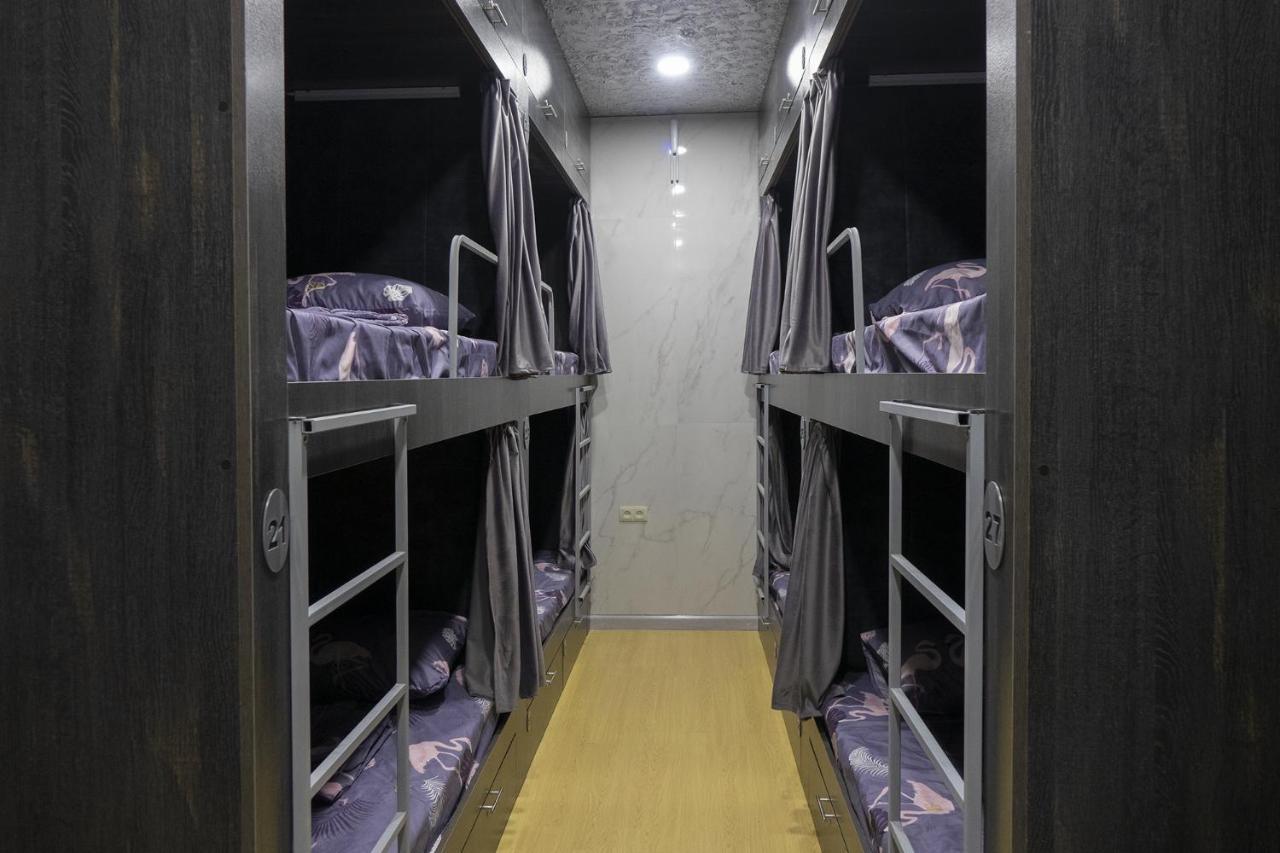 Midcity Hostel Erivan Dış mekan fotoğraf