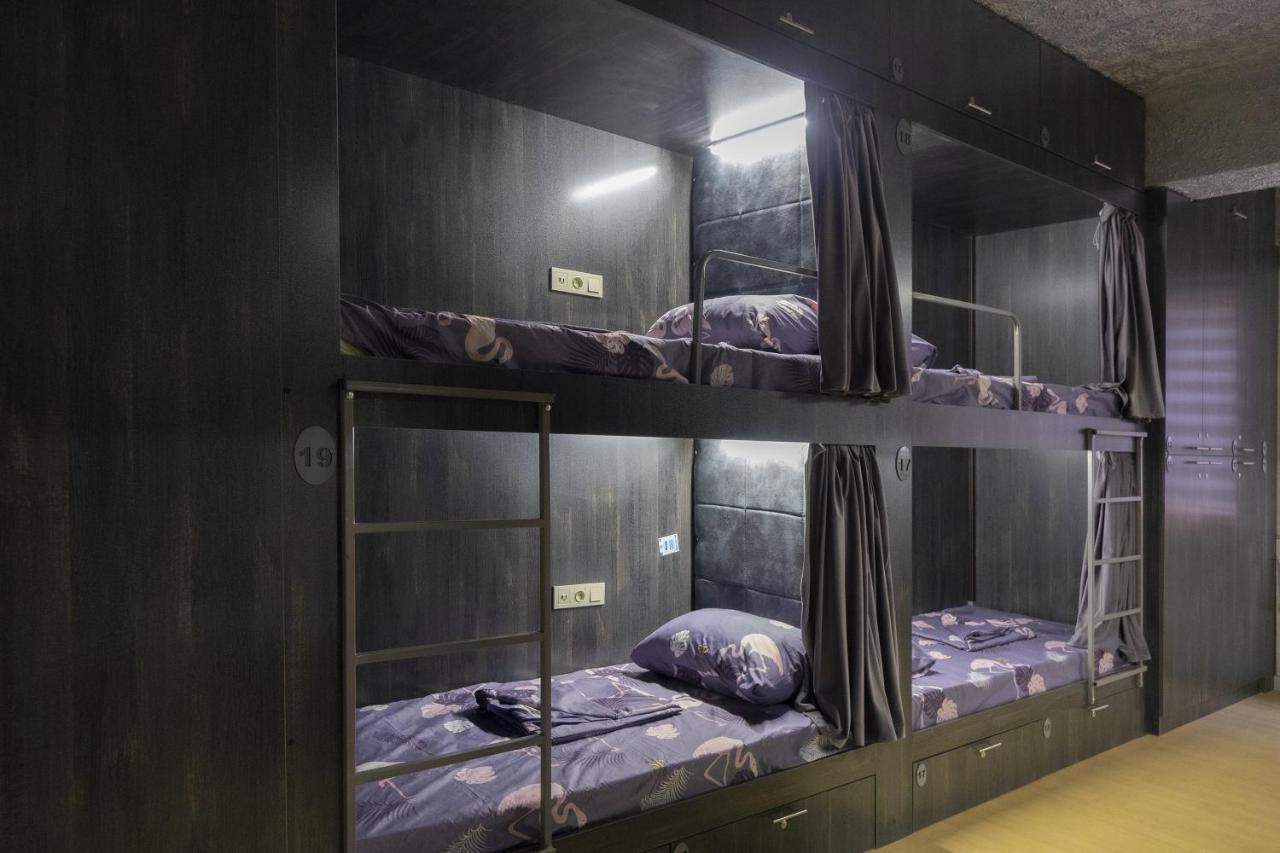 Midcity Hostel Erivan Dış mekan fotoğraf