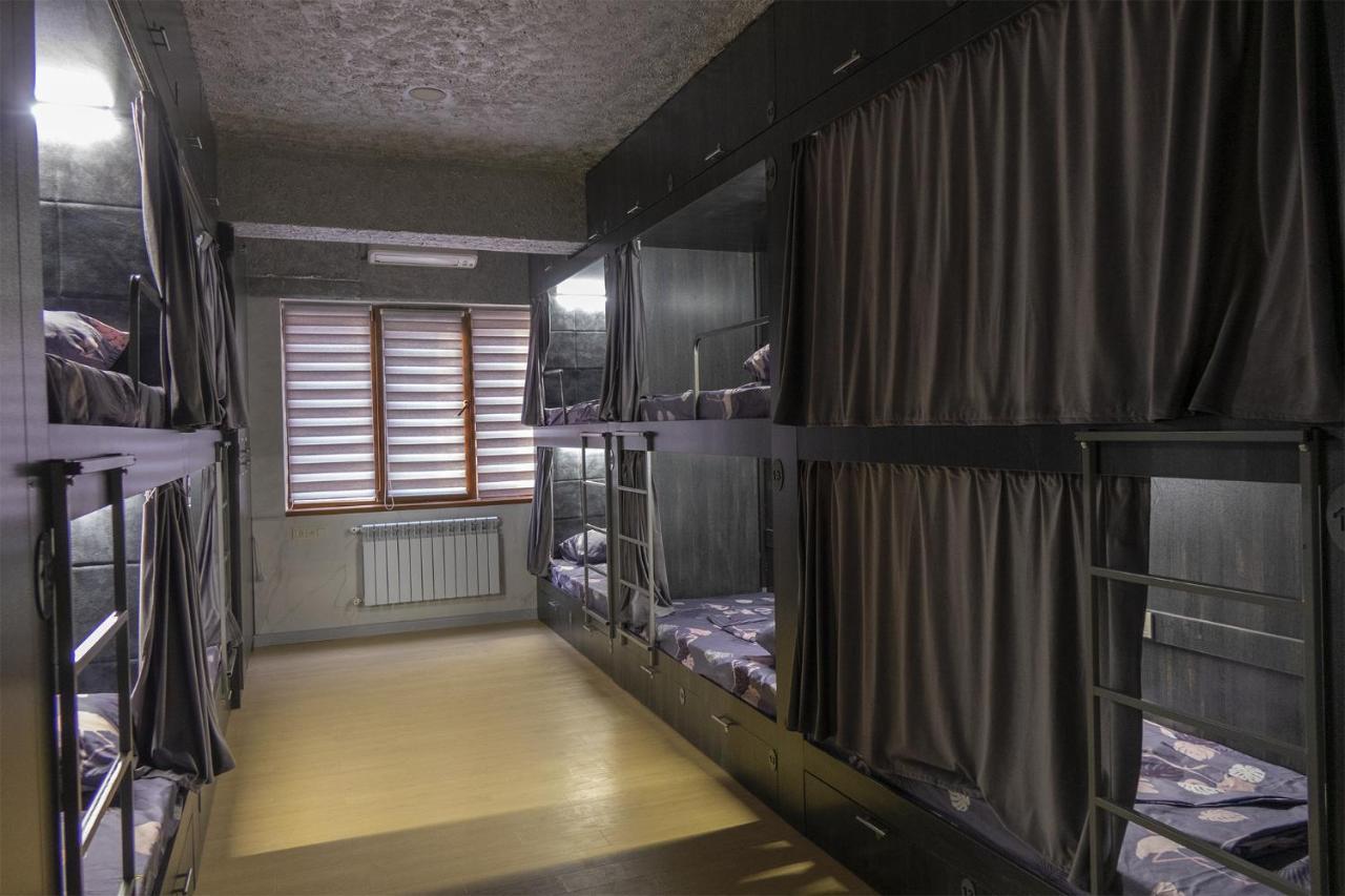 Midcity Hostel Erivan Dış mekan fotoğraf