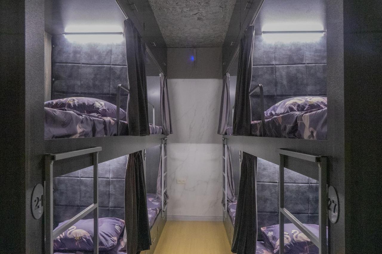 Midcity Hostel Erivan Dış mekan fotoğraf