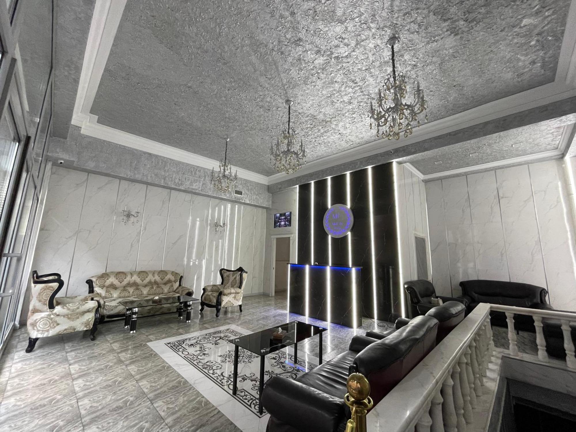 Midcity Hostel Erivan Dış mekan fotoğraf